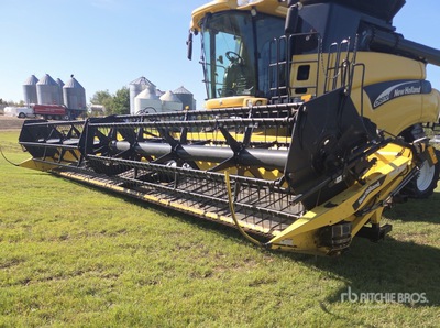 2004 New Holland 94C 36 ft Draper Combine Header