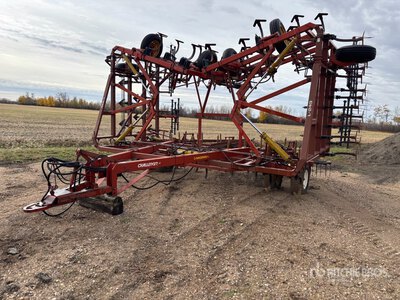 Morris Challenger L-249 50 ft Cultivator