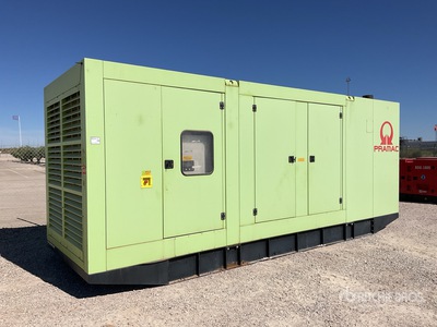 Pramac GSW1130P Containerized Generator Set