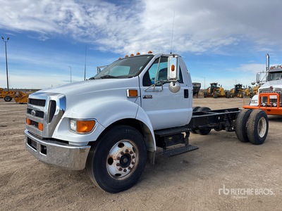 2006 Ford F-650 4x2 Cab and Chassis (Inoperable)