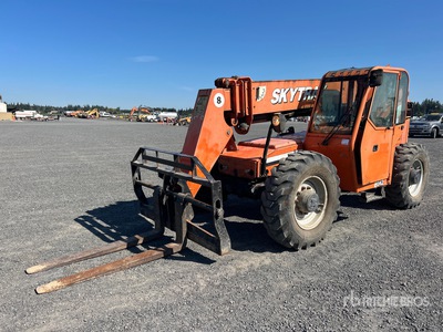 2013 SkyTrak 8042 Telehandler