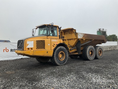 2002 Volvo A25D Articulated Dump Truck