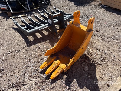 2026 GIYI GY-BK 12 in Digging Excavator Bucket