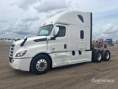 2019 Freightliner Cascadia 126 6x4 T/A Sleeper Truck Tractor