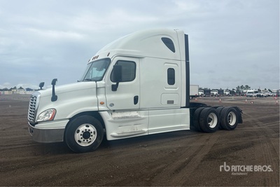 2019 Freightliner Cascadia 125 6x4 T/A Sleeper Truck Tractor