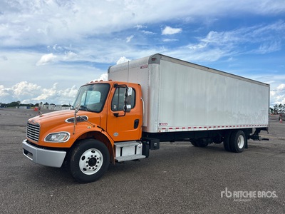 2020 Freightliner M2 106 4x2 Camion fourgon