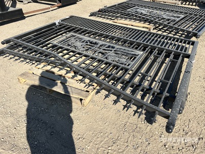 9 ft 3 in x 6 ft 6 in Bi-Parting Brama wjazdowa (Unused)