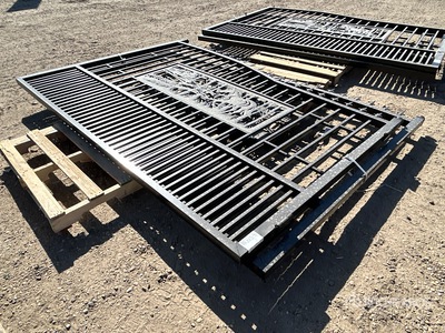 9 ft 3 in x 6 ft 6 in Bi-Parting Portail d'entrée (Unused)