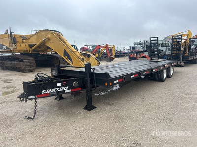 2019 Lucon 22T232ALP 29 ft T/A Equipment Trailer