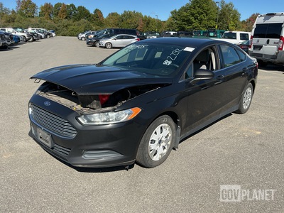 2013 Ford Fusion S Sedan