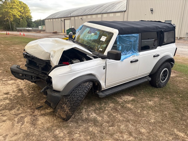 2022 Ford Bronco 4WD SUV (Inoperable) 2022 Ford Bronco 4WD SUV (Inoperable)