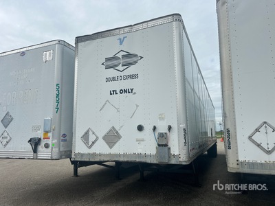 2012 Vanguard 53 ft x 102 in T/A Remolque de furgoneta
