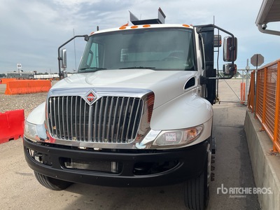 2019 International MV607 Rollback Truck