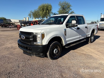 2019 Ford F-250 XL 4x4 Crew Cab Pickup
