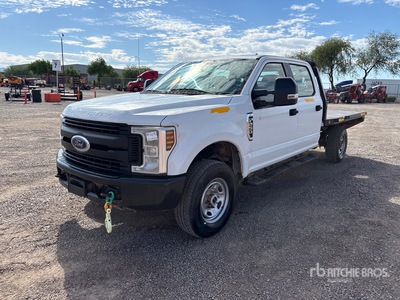 2019 Ford F-250 XL 4x4 Crew Cab Flatbed Truck