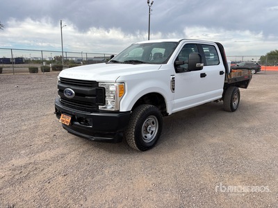 2017 Ford F-250 XL 4x4 Crew Cab Flatbed Truck