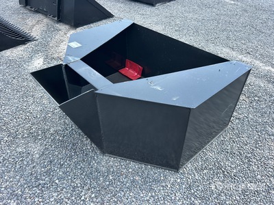 2026 Kit Containers QT-CB-075 0.75 cyd Concrete Placement Skid Steer Bucket (Unused)