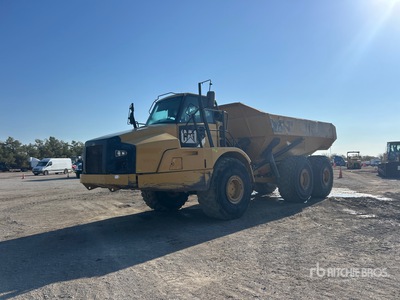 2012 Cat 740B Kiepwagen met knikbesturing