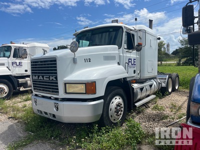 1998 Mack CH613 6x4 تراكتور شاحنة كابينة النوم (ثنائية المحور)