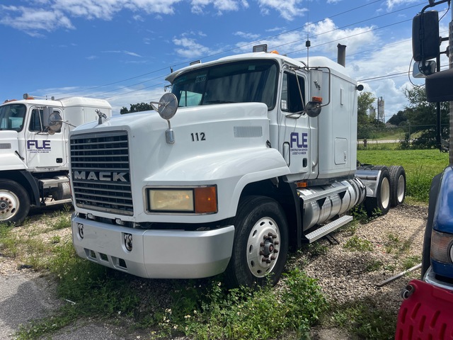 1998 Mack CH613 6x4 T/A Sleeper Truck Tractor