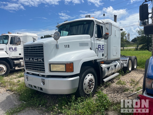 1998 Mack Ch 613