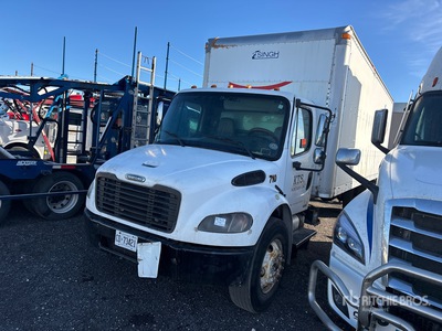 2004 Freightliner 4x2 Van Truck