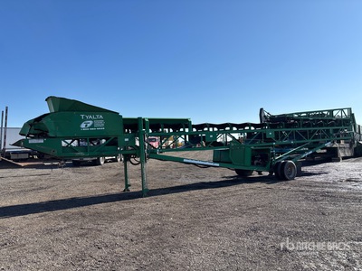 2014 McCloskey ST80DKT 36 in x 80 ft Portable Radial Stacking Taśmociąg