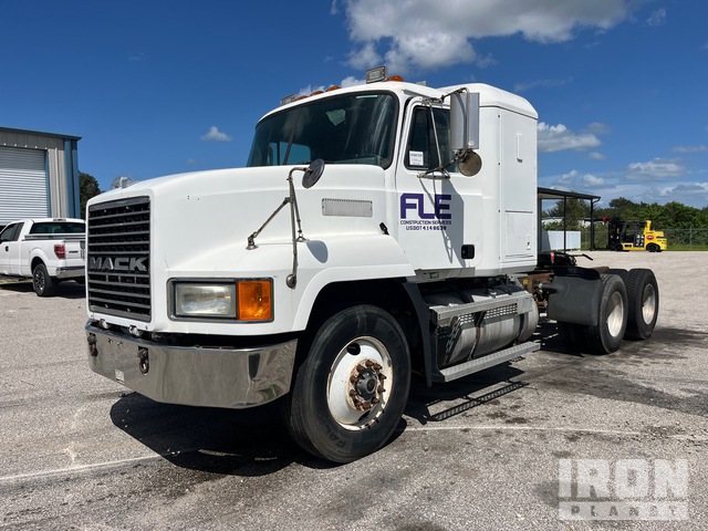1995 Mack Ch 613