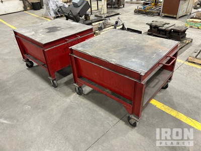 Quantity of (2) Steel Shop Tables Varios, tienda, almacen, consumidor