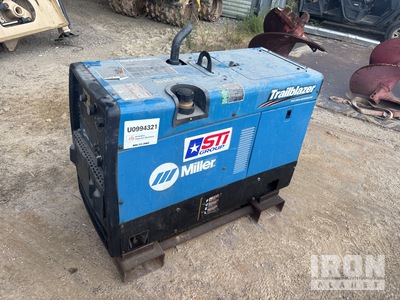 2021 Miller Trailblazer 325 325 A Skid-Mounted Multi-Process Spawarka napędzana silnikiem