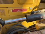 Hydraulics with Blade Lift Cylinders