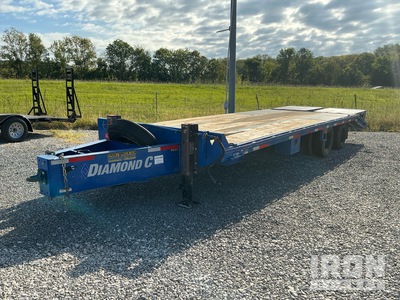 2023 Diamond C 25 ft T/A Equipment Trailer