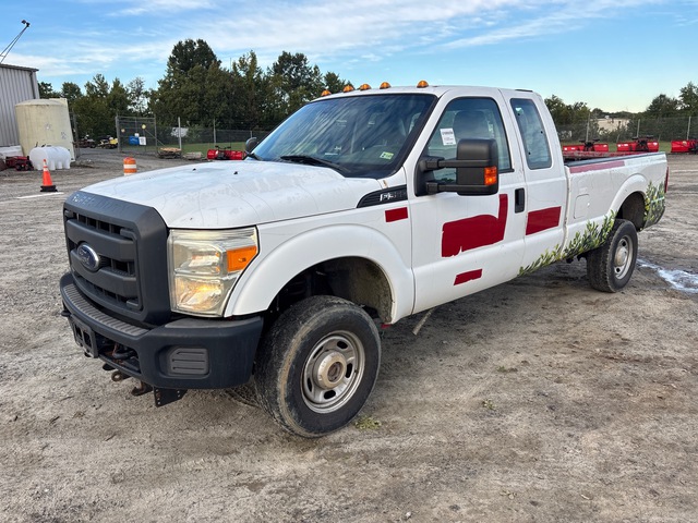 2015 Ford F-350 4x4 Extended Cab Pickup