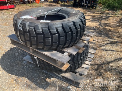 (1) Michelin X 395/85R20 & (1) Goodyear 395/85R20 Tires