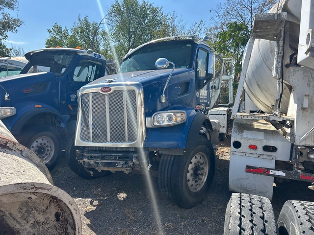 2019 Peterbilt 567 6x4 Mixer Truck (Inoperable)