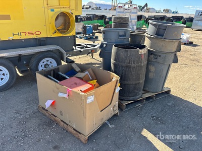 Quantity of (2) Pallets of Shop Supplies Varios, tienda, almacen, consumidor
