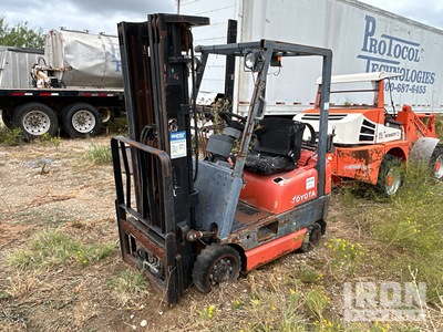 Toyota 6FGCU15 2810 lb Cushion Tire Forklift (Inoperable)