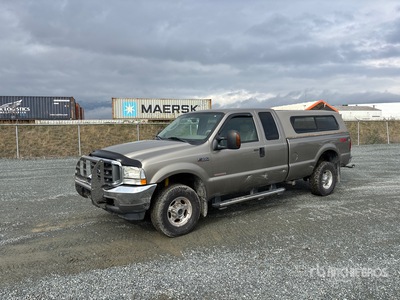 2004 Ford F-350 Lariat 4x4 Pickup