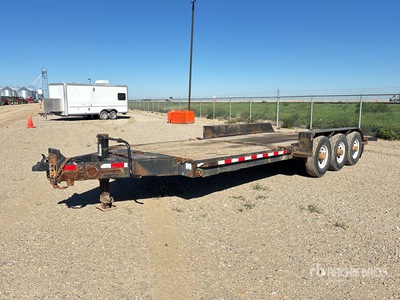 2007 Trailtech 23 ft Tri/A Remorque Basculante Pour Équipement