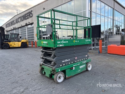 2016 Skyjack SJIII4740 Electric Scissor Lift