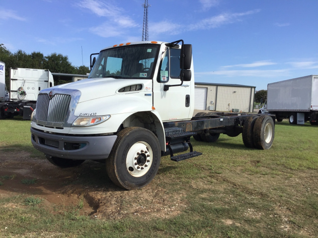 2013 International 4300 Cab & Chassis