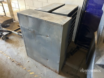 Quantity of (3) 35 in x 12 in x 42 in Organizador de Piezas