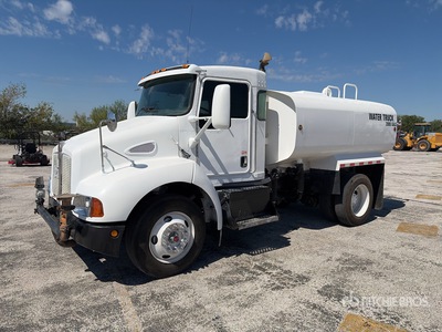 2005 Kenworth T300 4x2 Water Truck