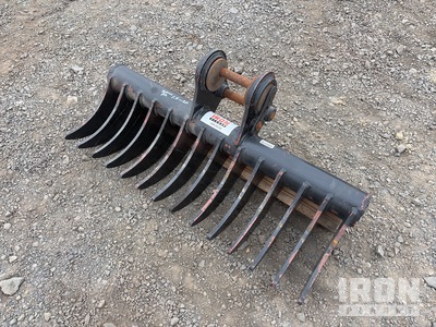 1000 mm Q/C Excavator Rake - Fits 1.5 - 2 Ton (Unused)