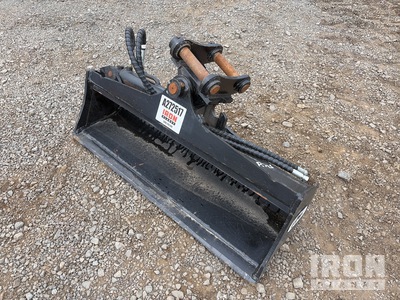 2-3T Hydraulic Tilting 1000 mm Q/C Hydraulic Tilting Baggerlöffel - Fits 2-3Ton (Unused)
