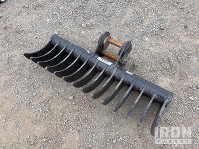 1000 mm Q/C Excavator Rake - Fits 2 - 3 Ton (Unused)