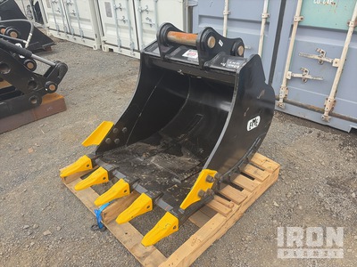 900 mm Q/C Digging Excavator Bucket - Fits 12 - 14 Ton (Unused)