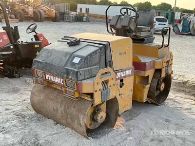Dynapac CC122 Dubbele trommelwals (Inoperable)