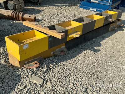 Quantity of (2) Spreader Bar