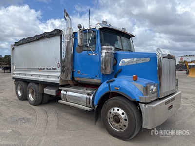 2013 Western Star 4800FX 6x4 T/A Dump Truck